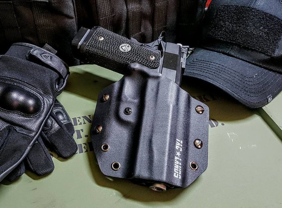 Funda Kydex TAC LANDS — Negra clásica